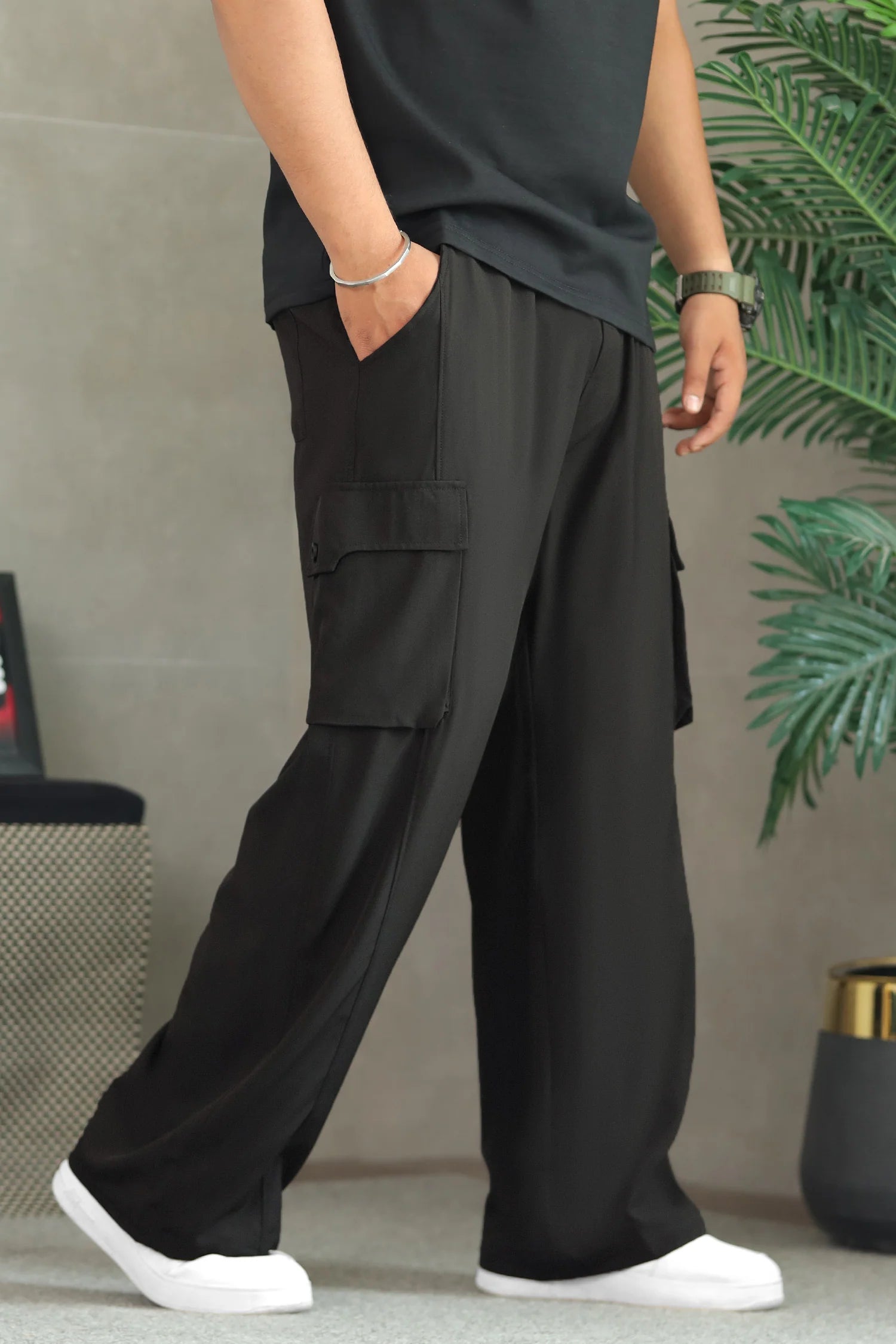 Multi-Pocket Loose Bottom Pack Of 4 Trouser