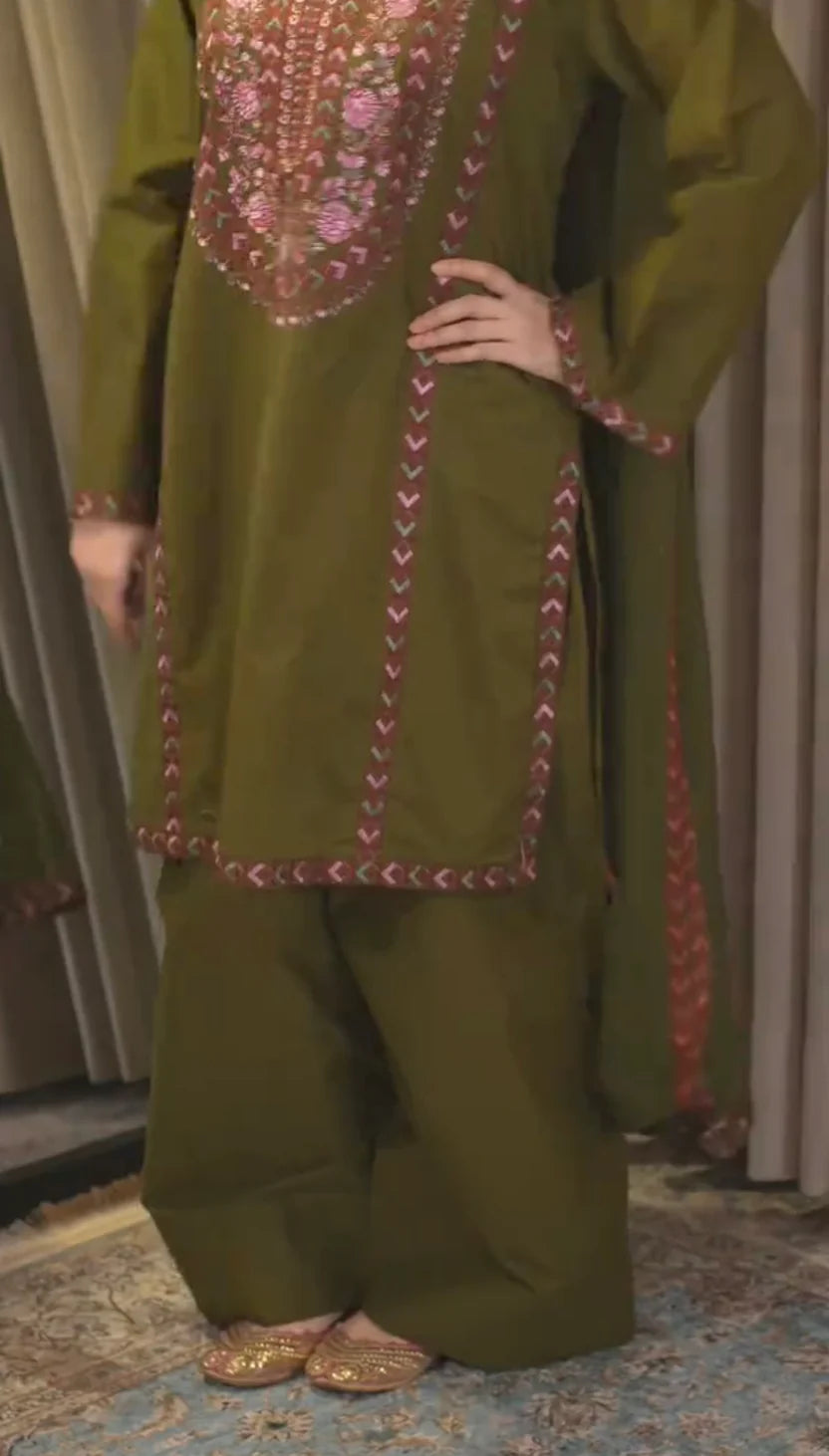 Elegant 3 Piece Stitched Dress
