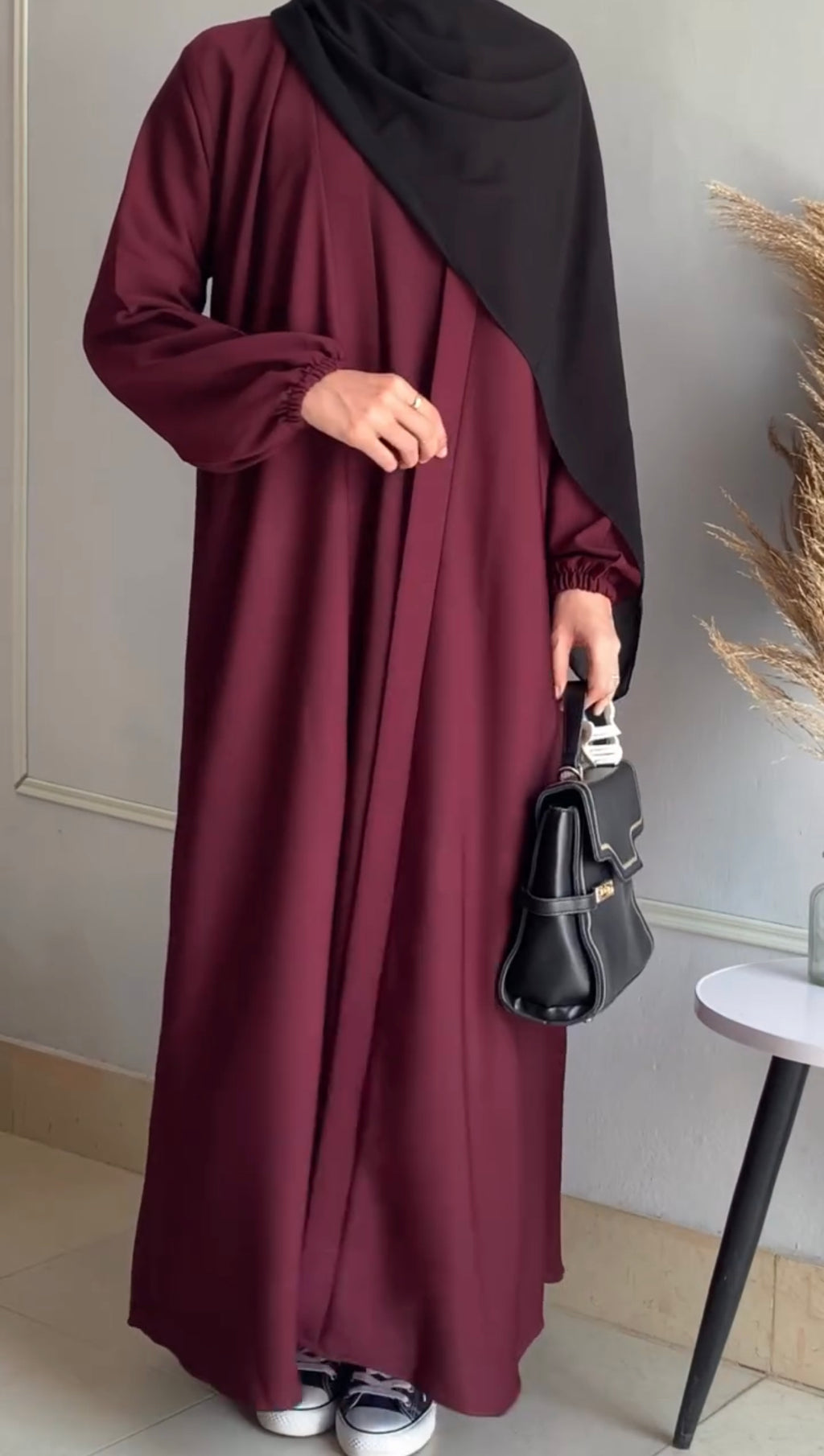 Lama Pack Of 4 Abaya With Scarf