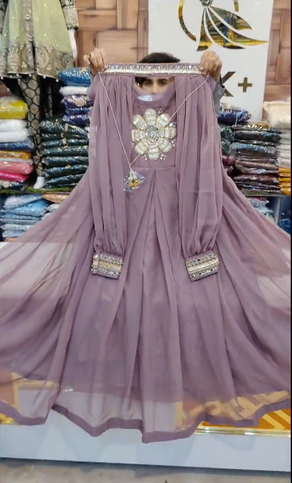 Shafoon beautiful maxi with seperate sleeves