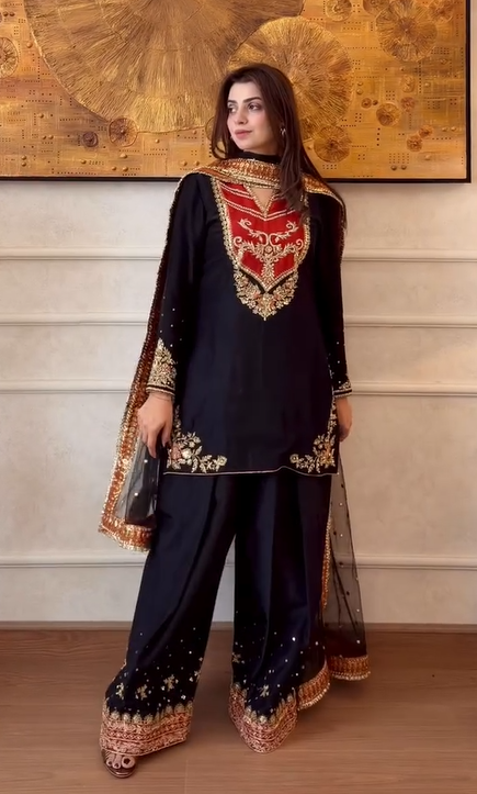 LAMA BLACK EMBROIDERED 3PCS